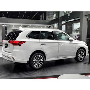 Mitsubishi Outlander 2.0 CVT Premium 2025