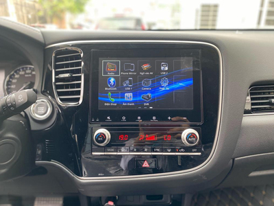 Mitsubishi Outlander 2.0 CVT Premium 2025