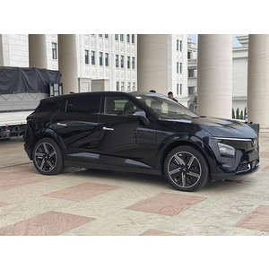 VinFast VF7 Plus (Trần Kính Toản Cảnh)