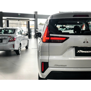 Mitsubishi Xpander AT