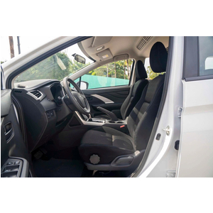 Mitsubishi Xpander AT