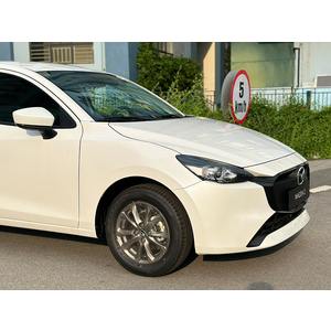 NEW MAZDA2 1.5 AT