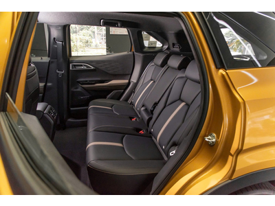 Mitsubishi Xforce Ultimate (2 Tone)