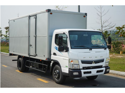 Xe tải Fuso Canter TF7.5 - Thùng kín - Tải 3.49 tấn