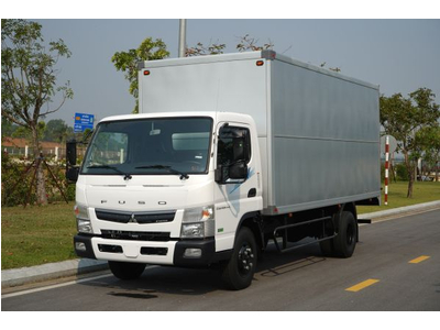 Xe tải Fuso Canter TF7.5 - Thùng kín - Tải 3.49 tấn