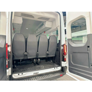 Ford Transit Premium 16 chỗ 2026