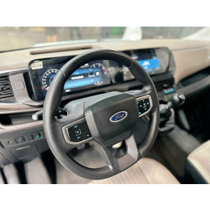Ford Transit Premium 16 chỗ 2026