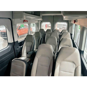 Ford Transit Premium 16 chỗ 2026
