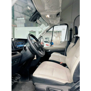 Ford Transit Premium 16 chỗ 2026