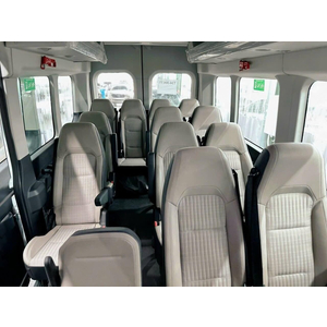 Ford Transit Premium 16 chỗ 2026