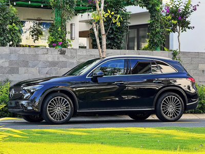 Mercedes-Benz GLC 300 4MATIC 2025