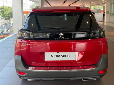 New Peugeot 5008