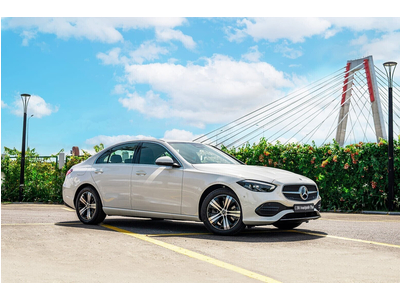Mercedes-Benz C 200 Avantgarde Plus V4