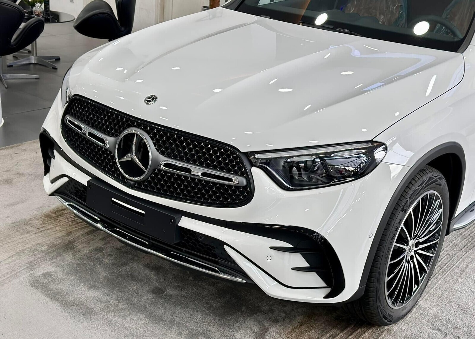 Mercedes-Benz GLC 300 4MATIC V3 2026
