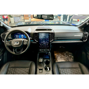 Ford Everest Platinum 2.0L Bi-Turbo AT 4x4 2025