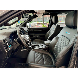Ford Everest Platinum 2.0L Bi-Turbo AT 4x4 2025