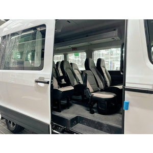Ford Transit Premium 16 chỗ 2025