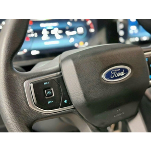 Ford Transit Premium 16 chỗ 2025
