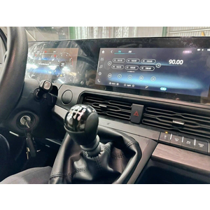 Ford Transit Premium 16 chỗ 2025