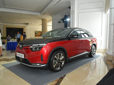 VinFast VF8 Lux