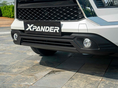 Mitsubishi Xpander AT