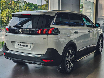New Peugeot 5008 Premium