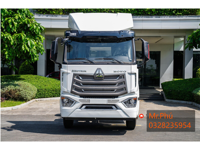 XE ĐẦU KÉO HOWO MAX 4x2 - ĐẦU KÉO HOWO SINOTRUCK NHẬP KHẨU