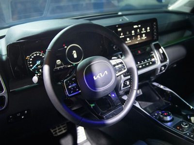 New KIA Sorento 2.5G Signature AWD (7 chỗ)