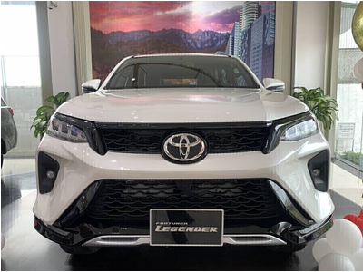 Toyota Fortuner Legender 2.4 AT Dầu 4x2