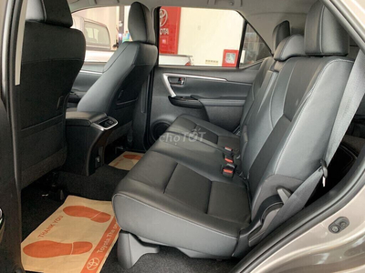 Toyota Fortuner 2.7AT Xăng 4x4