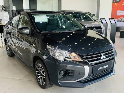 Mitsubishi Attrage CVT Premium