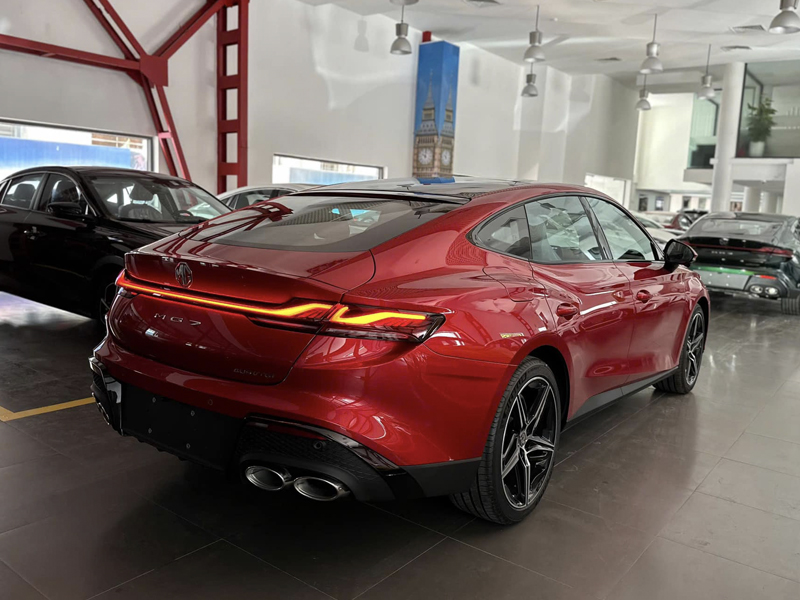MG7 2.0T Luxury