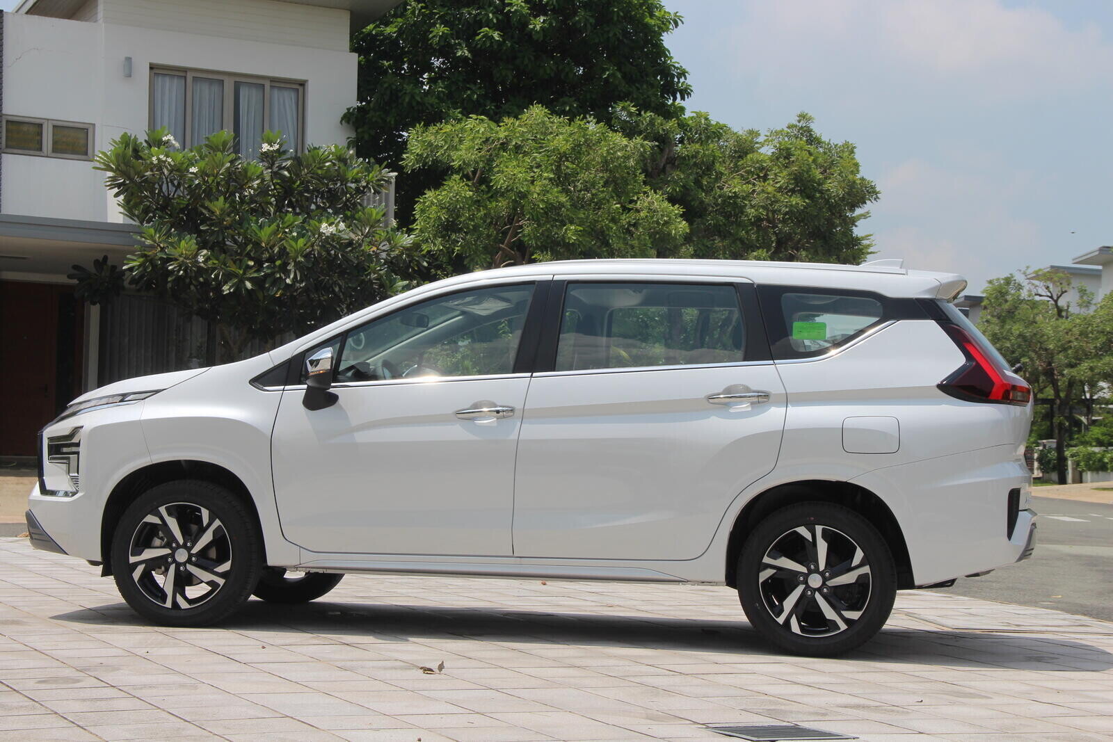 Mitsubishi Xpander MT