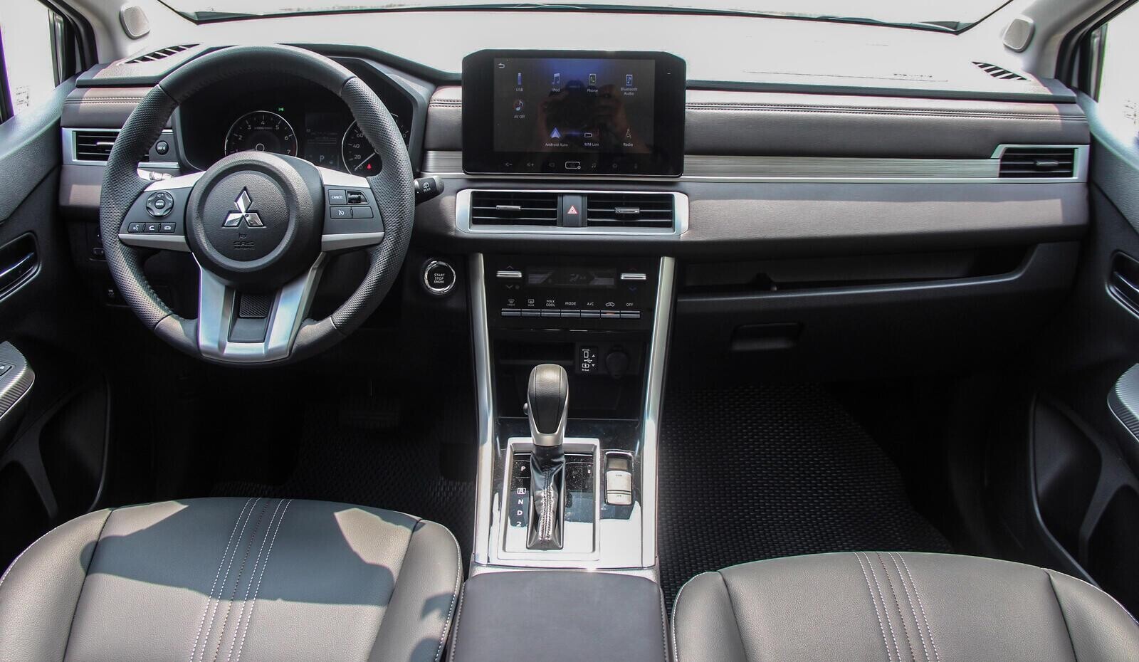 Mitsubishi Xpander MT