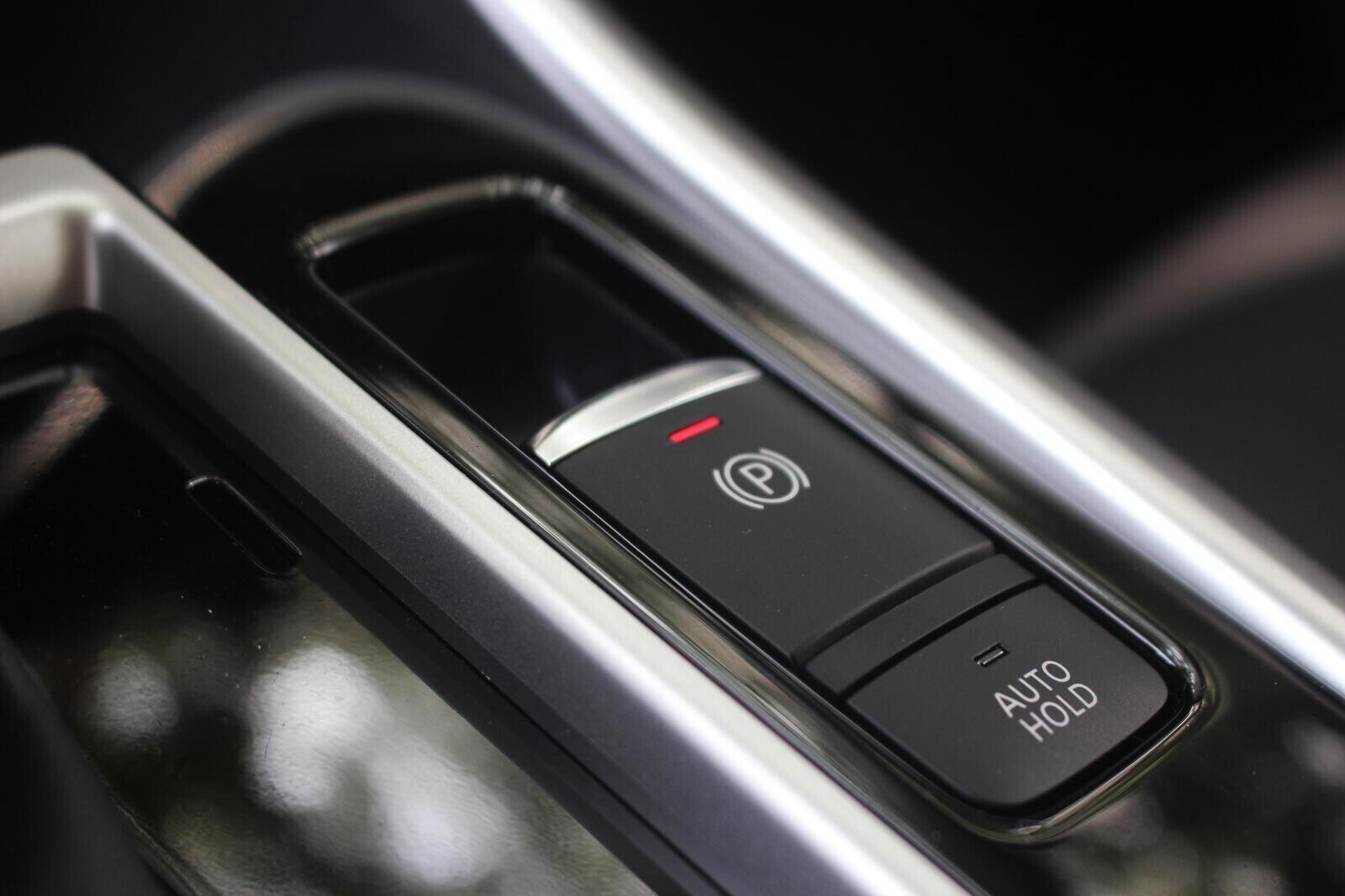 Mitsubishi Xpander MT