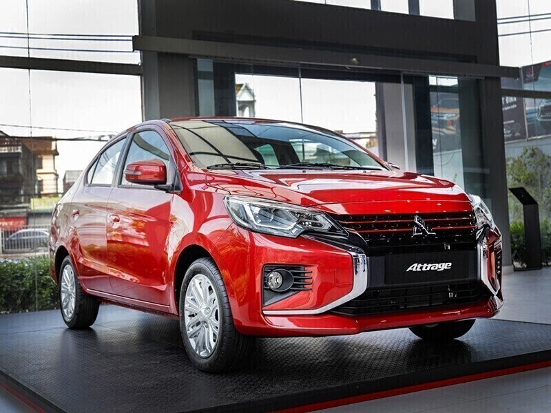 Mitsubishi Attrage CVT Premium