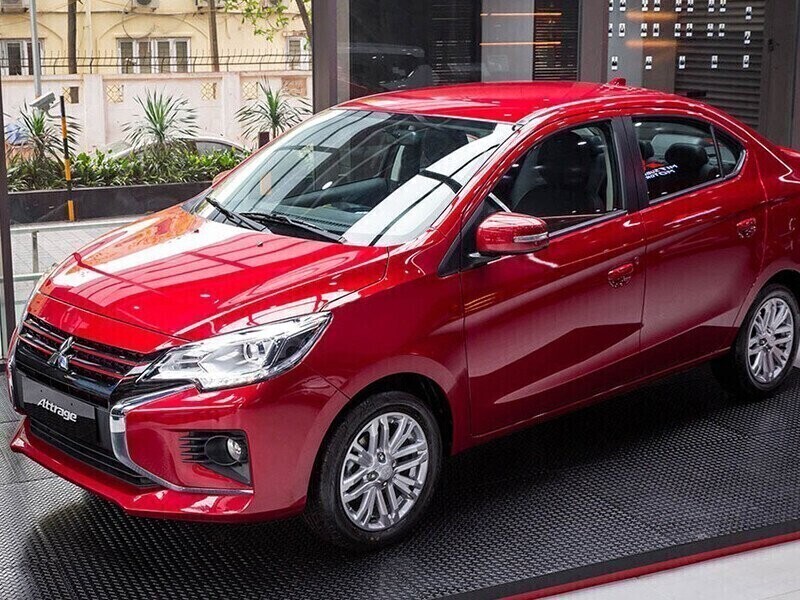 Mitsubishi Attrage CVT Premium