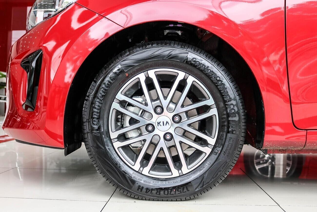 KIA Soluto AT Luxury