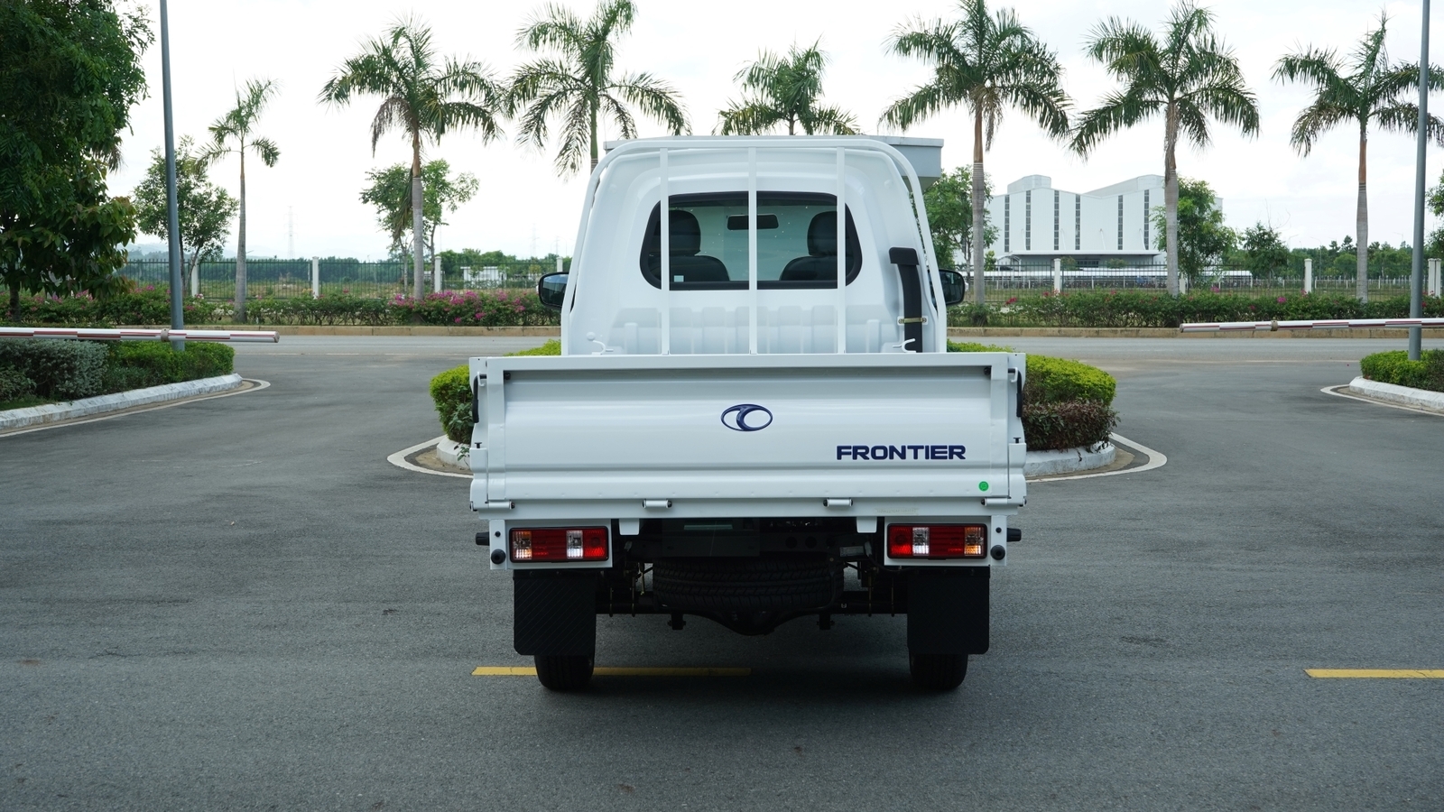 THACO FRONTIER TF220 - THÙNG LỬNG - TẢI TRỌNG 990KG