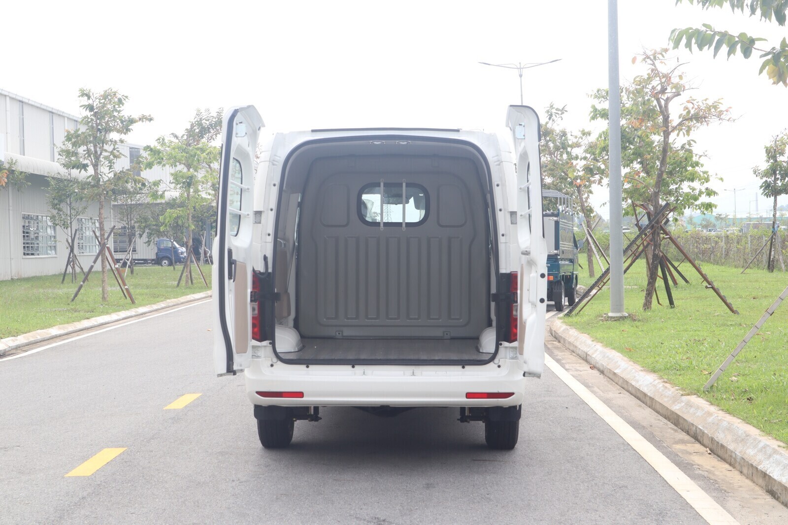 XE TẢI THACO FRONTIER TF480V 5S - TẢI 750KG