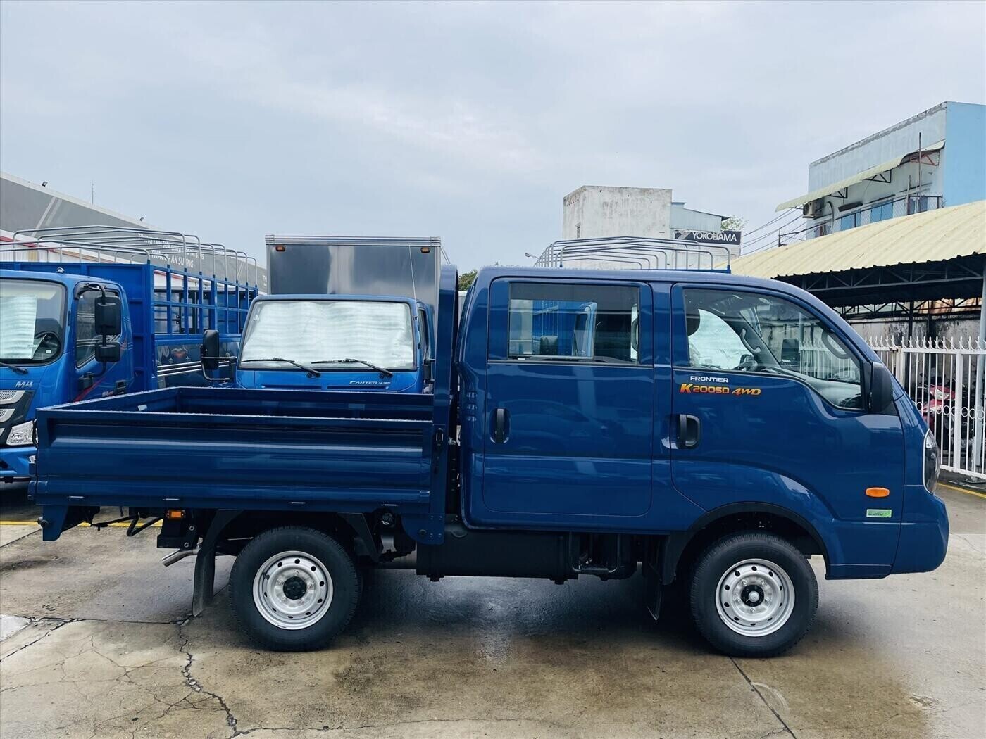 Xe tải KIA K200SD 4WD Cabin đôi - Thùng lửng - Tải trọng 1,49 tấn