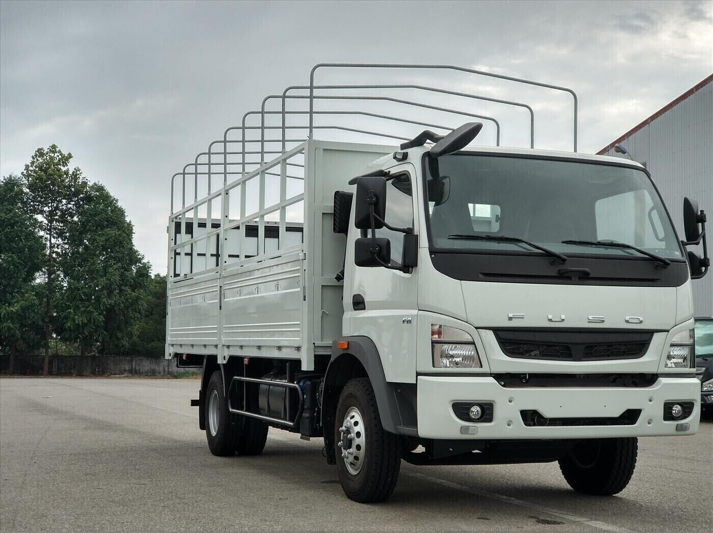 Xe tải Fuso FA140 - Thùng kín - Tải 6.5 tấn