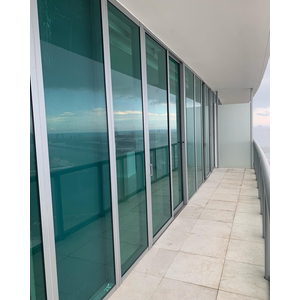 Phục hồi kính trầy xước – tẩy ố và làm mới kính kiến trúc