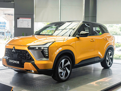 Mitsubishi Xforce Ultimate (2 Tone)