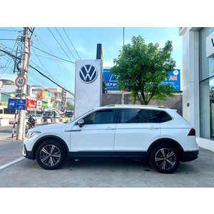 Volkswagen Tiguan Tiêu Chuẩn