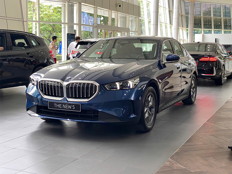 All New BMW 520i