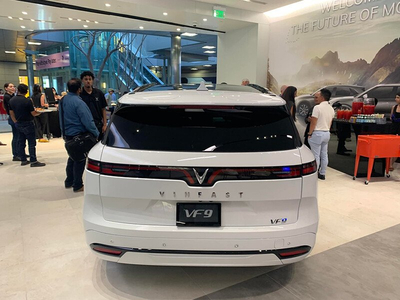 VinFast VF9 Plus