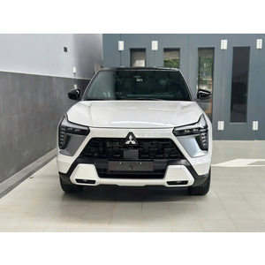 Mitsubishi Xforce Ultimate (2 Tone)