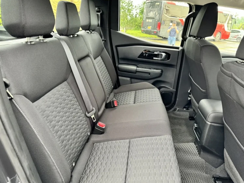 All-New Mitsubishi Triton 2WD AT GLX