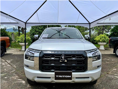 Mitsubishi Triton 2WD AT Premium